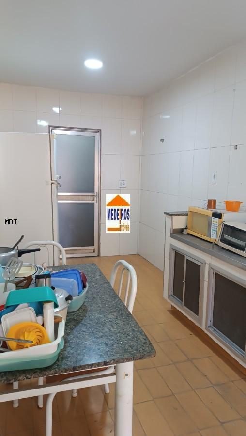 Casa para alugar com 3 quartos, 150m² - Foto 19