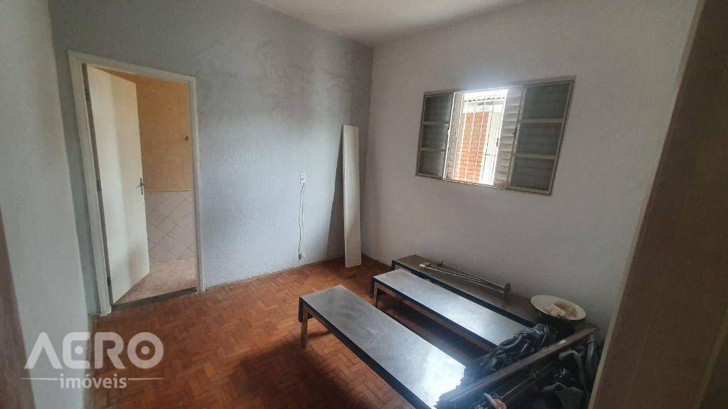 Casa à venda e aluguel com 2 quartos, 164m² - Foto 9