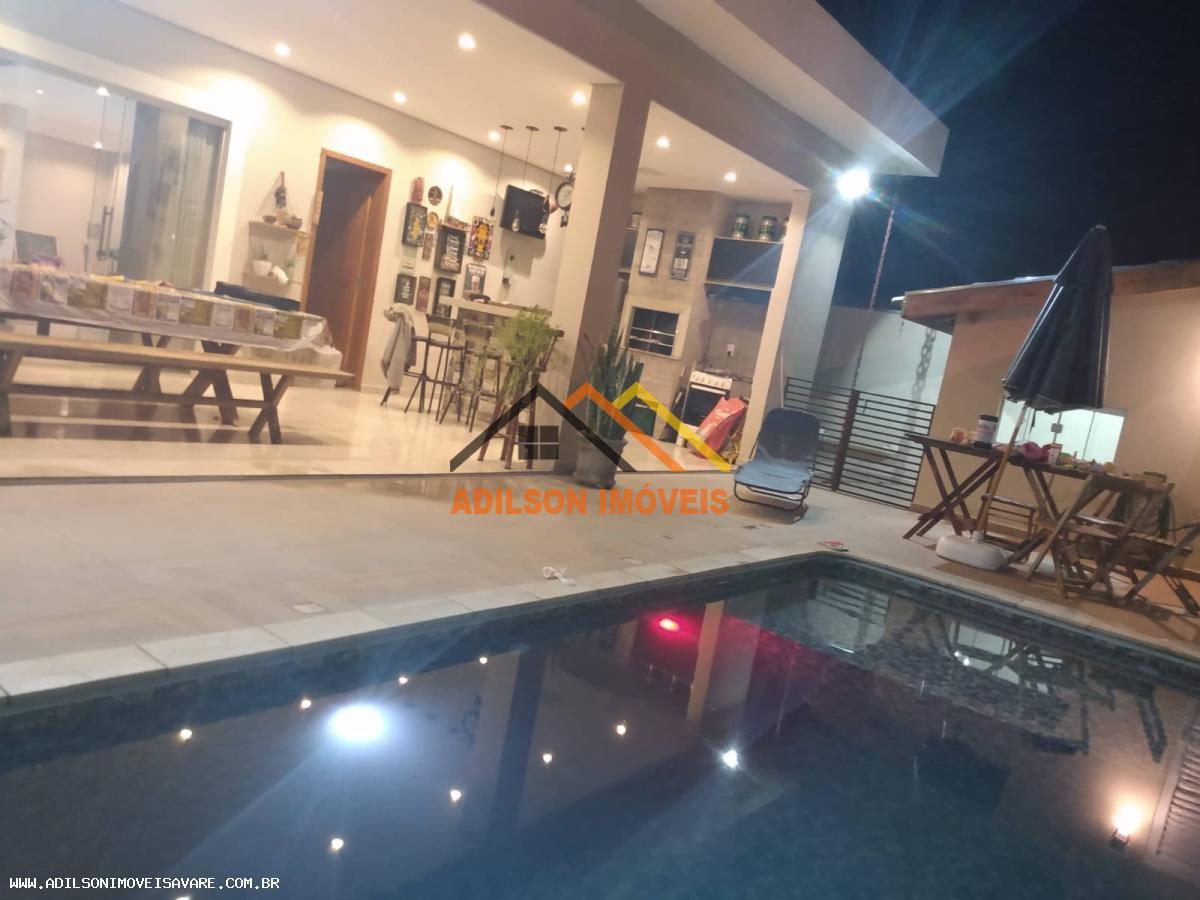 Casa à venda, 230m² - Foto 1