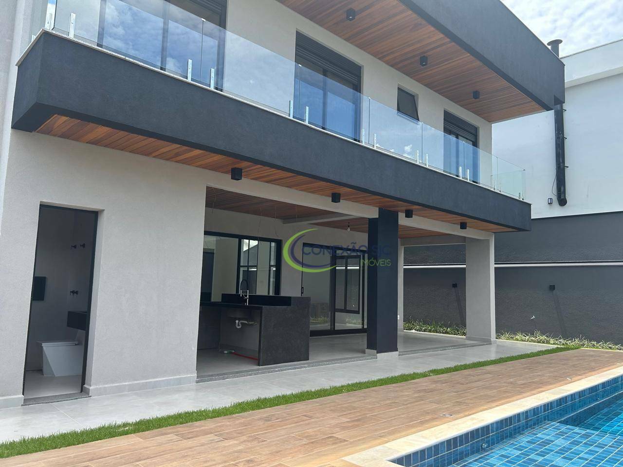 Sobrado à venda com 4 quartos, 350m² - Foto 2