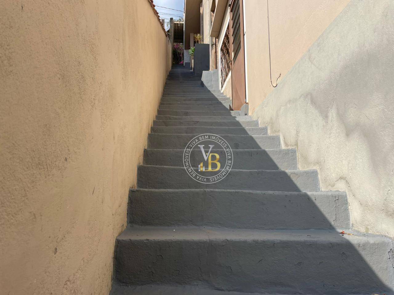 Casa à venda com 2 quartos, 65m² - Foto 18