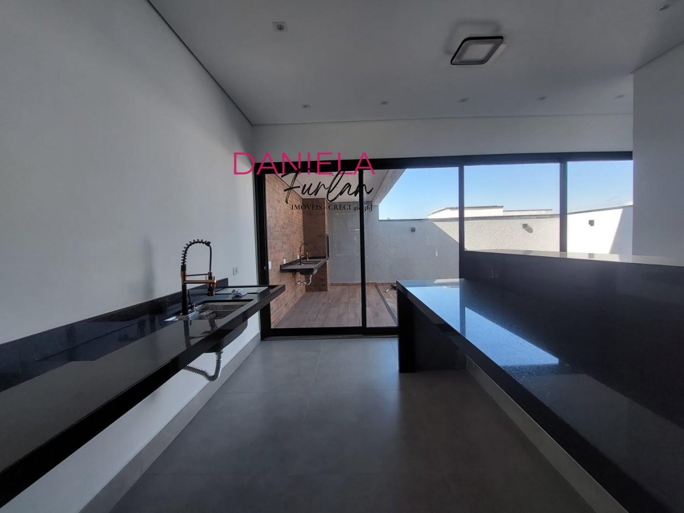 Casa de Condomínio à venda com 3 quartos, 220m² - Foto 5