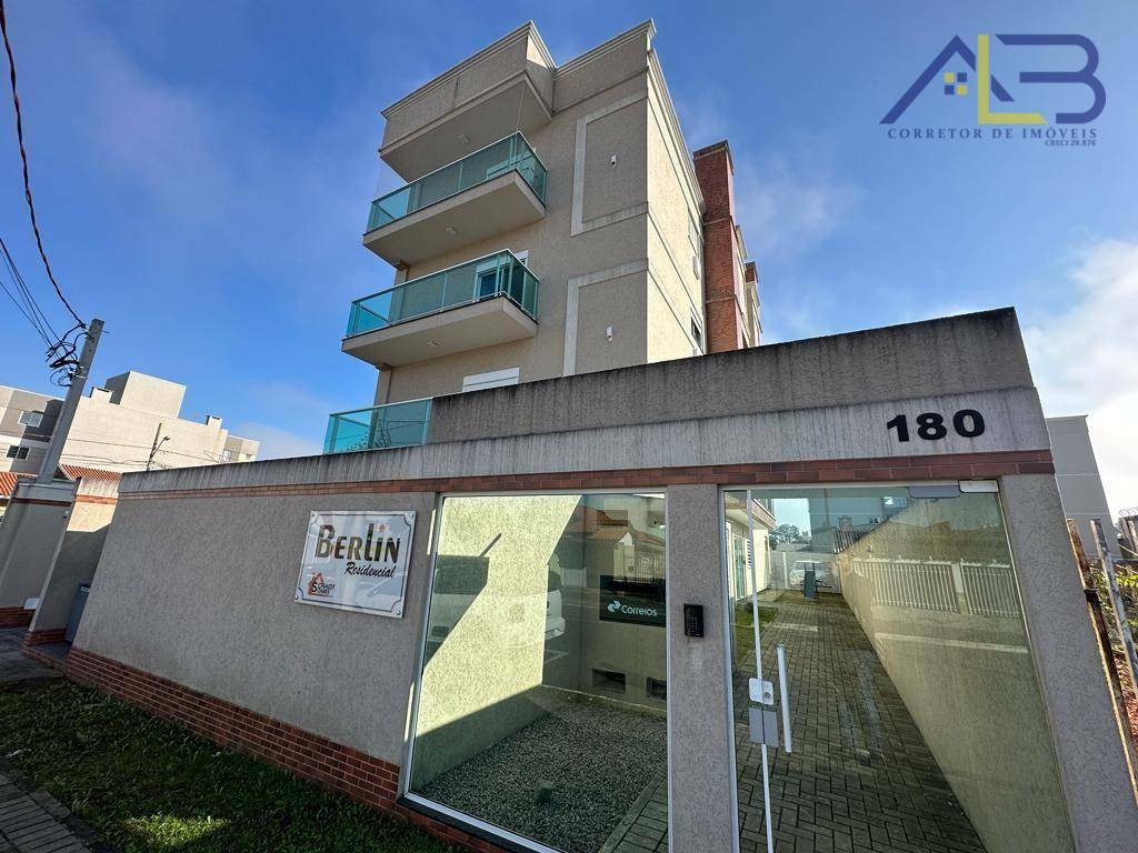Apartamento à venda com 2 quartos, 60m² - Foto 1