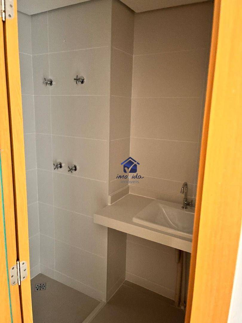 Apartamento à venda com 3 quartos, 95m² - Foto 12