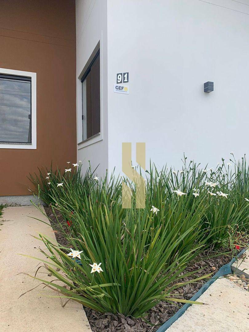 Casa à venda com 3 quartos, 69m² - Foto 9