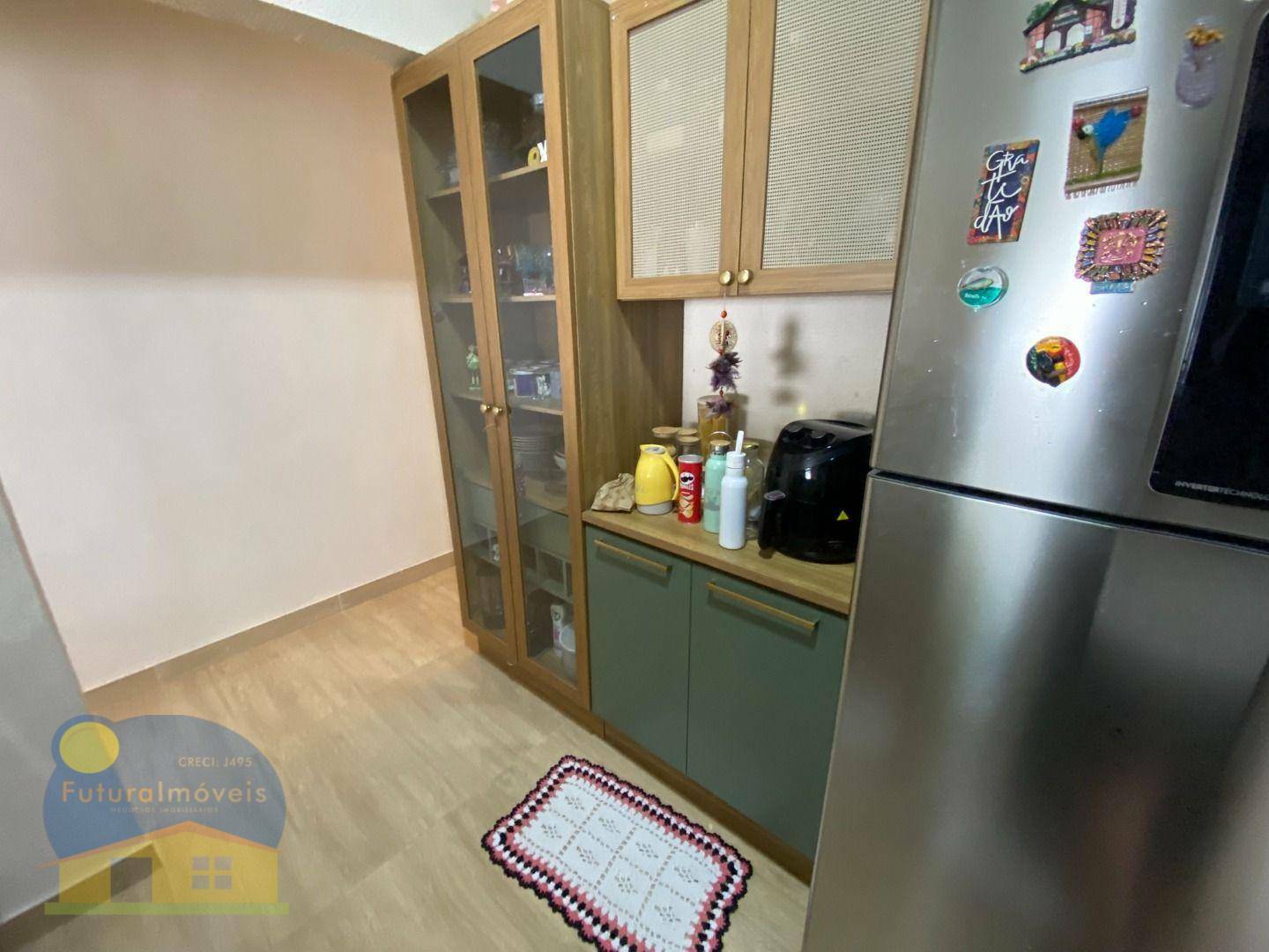Casa à venda com 2 quartos, 74m² - Foto 13