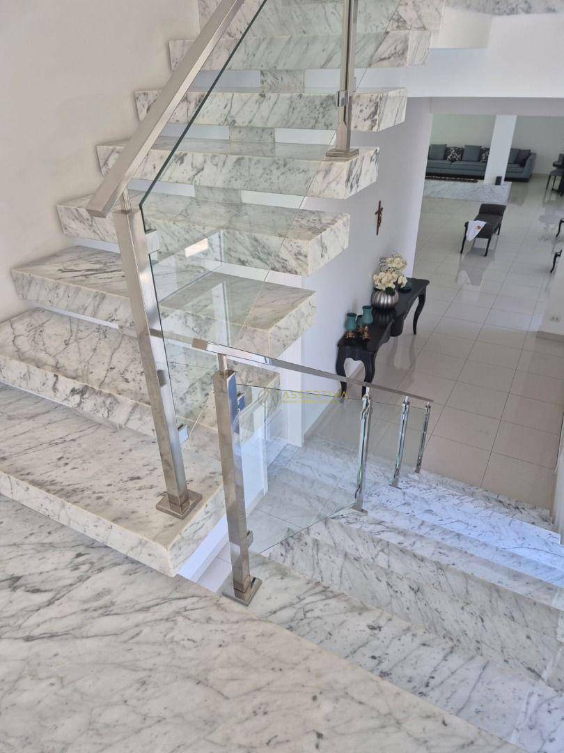Casa de Condomínio à venda com 4 quartos, 580m² - Foto 8