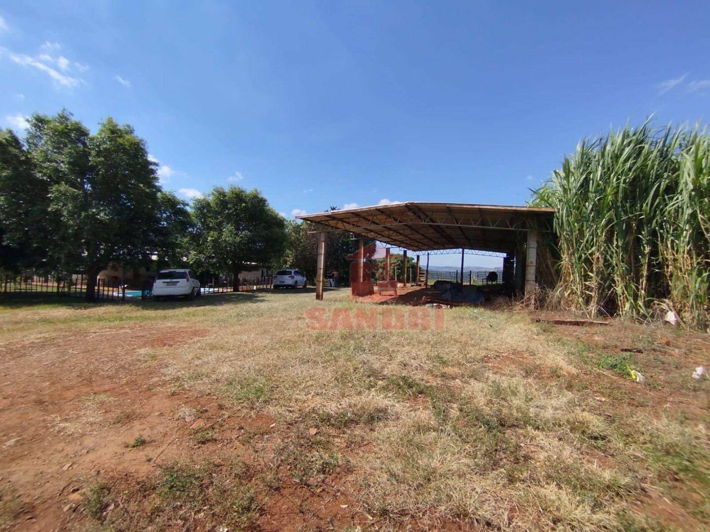 Sítio à venda com 3 quartos, 660m² - Foto 11