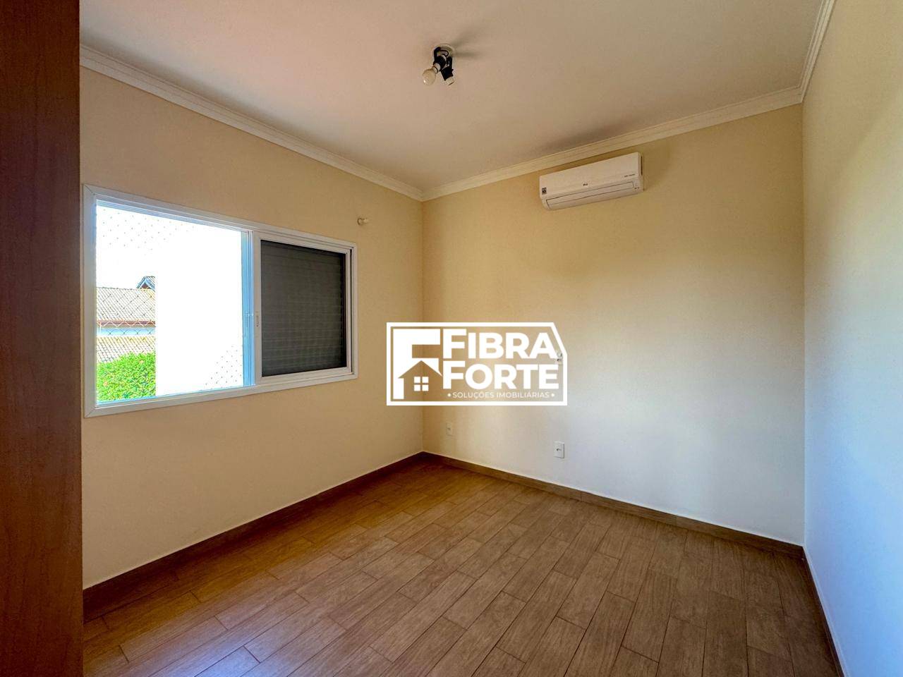 Casa de Condomínio à venda com 3 quartos, 220m² - Foto 29