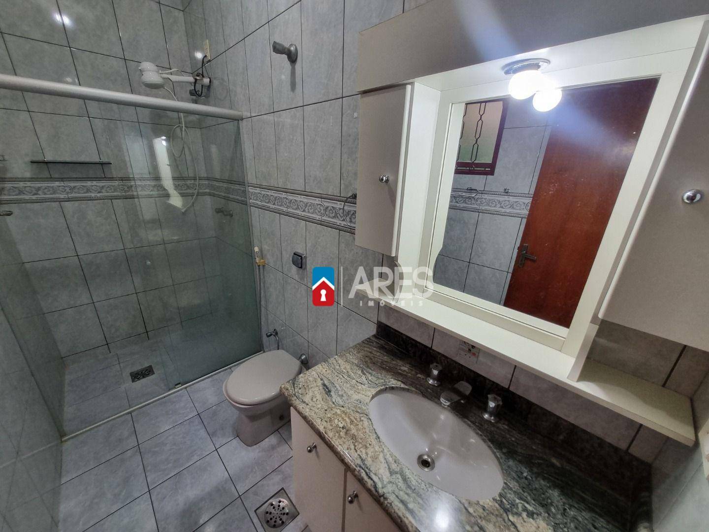 Casa para alugar com 3 quartos, 190m² - Foto 16