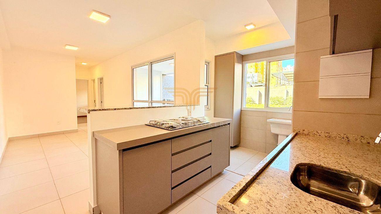 Apartamento para alugar com 2 quartos, 67m² - Foto 3