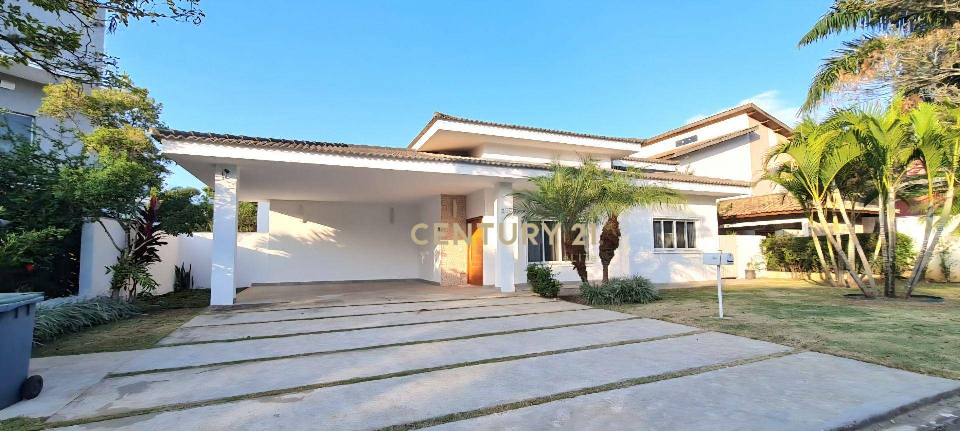 Casa de Condomínio para alugar com 3 quartos, 335m² - Foto 1