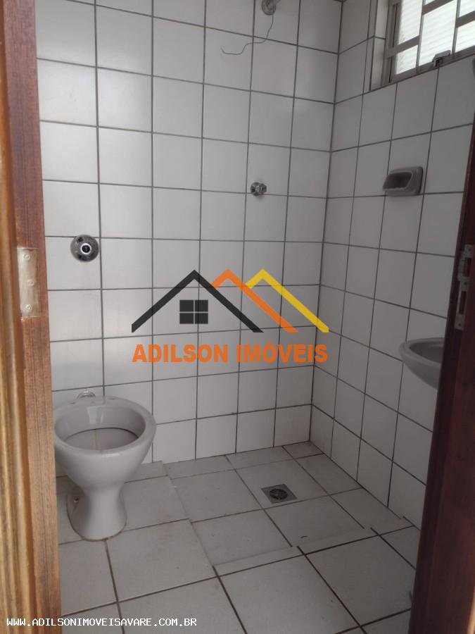 Casa para alugar com 5 quartos, 300m² - Foto 16