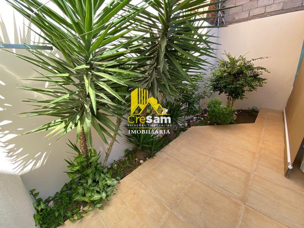 Casa à venda com 4 quartos, 200m² - Foto 15