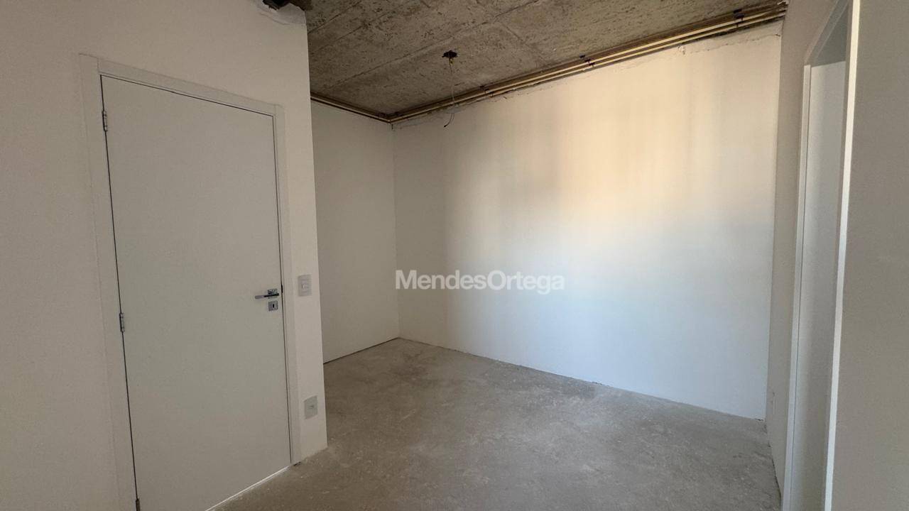 Apartamento à venda com 3 quartos, 151m² - Foto 13