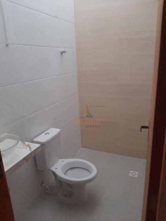 Casa à venda com 3 quartos, 98m² - Foto 10