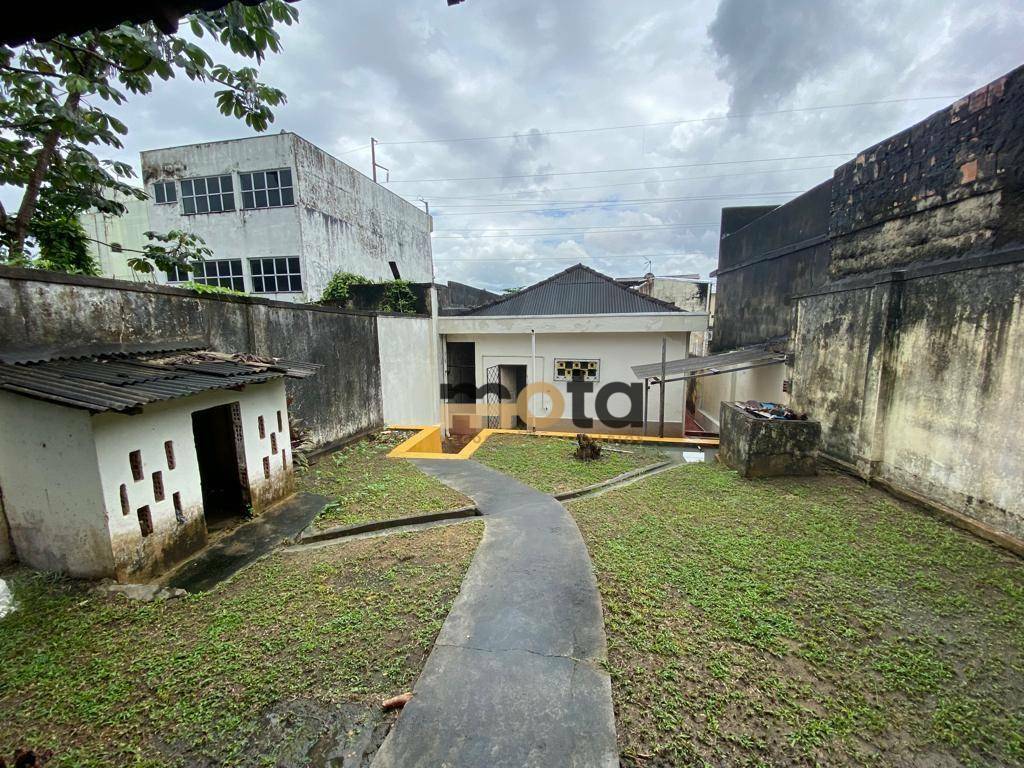 Casa à venda com 2 quartos, 90m² - Foto 6