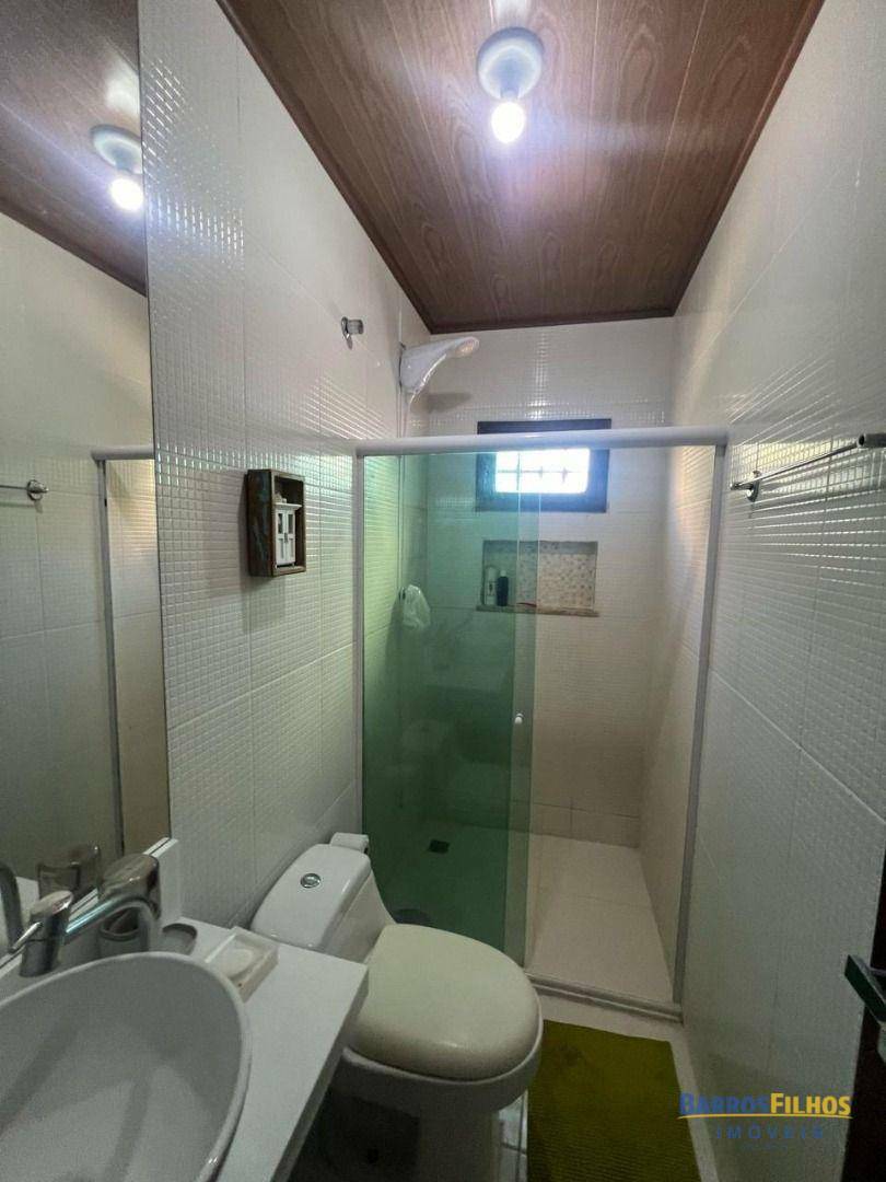 Casa para alugar com 4 quartos, 180M2 - Foto 18