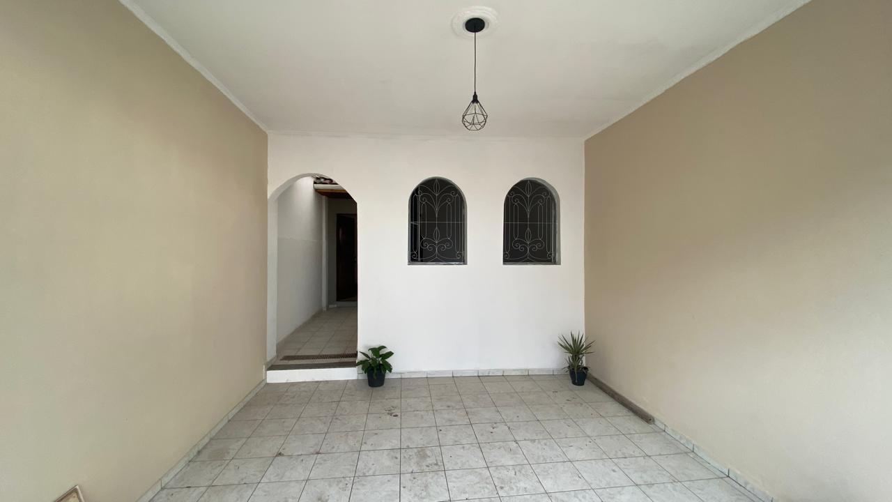 Casa à venda com 3 quartos, 160m² - Foto 2