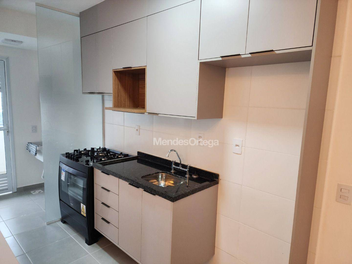 Apartamento para alugar com 2 quartos, 63m² - Foto 27