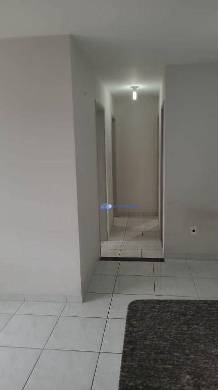 Apartamento à venda com 3 quartos, 63m² - Foto 3