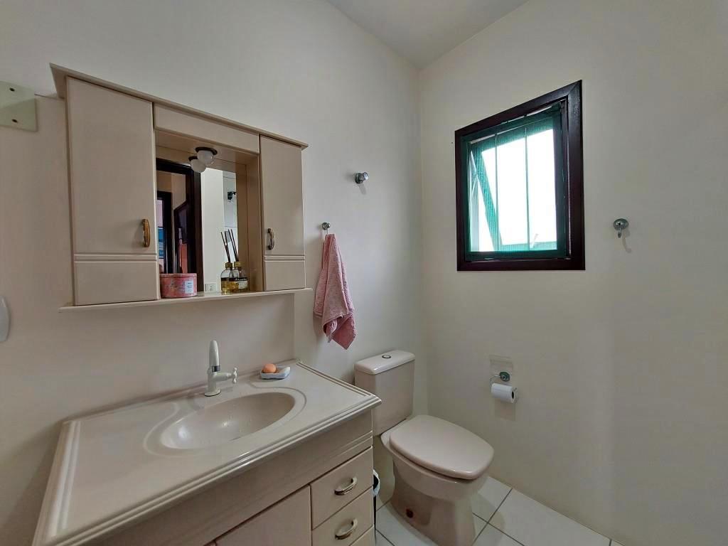 Casa à venda com 3 quartos, 204m² - Foto 38