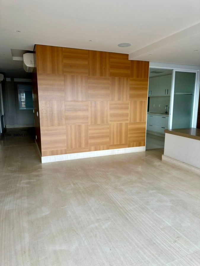 Apartamento para alugar com 3 quartos, 214m² - Foto 8