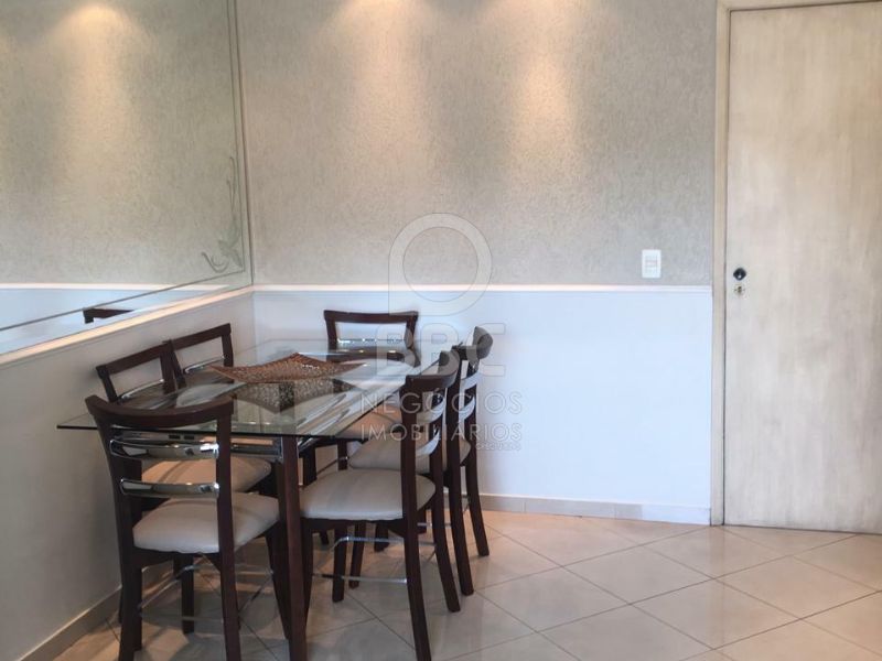 Apartamento à venda com 2 quartos, 62m² - Foto 3