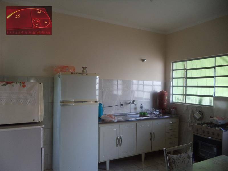 Casa à venda com 2 quartos, 66m² - Foto 11