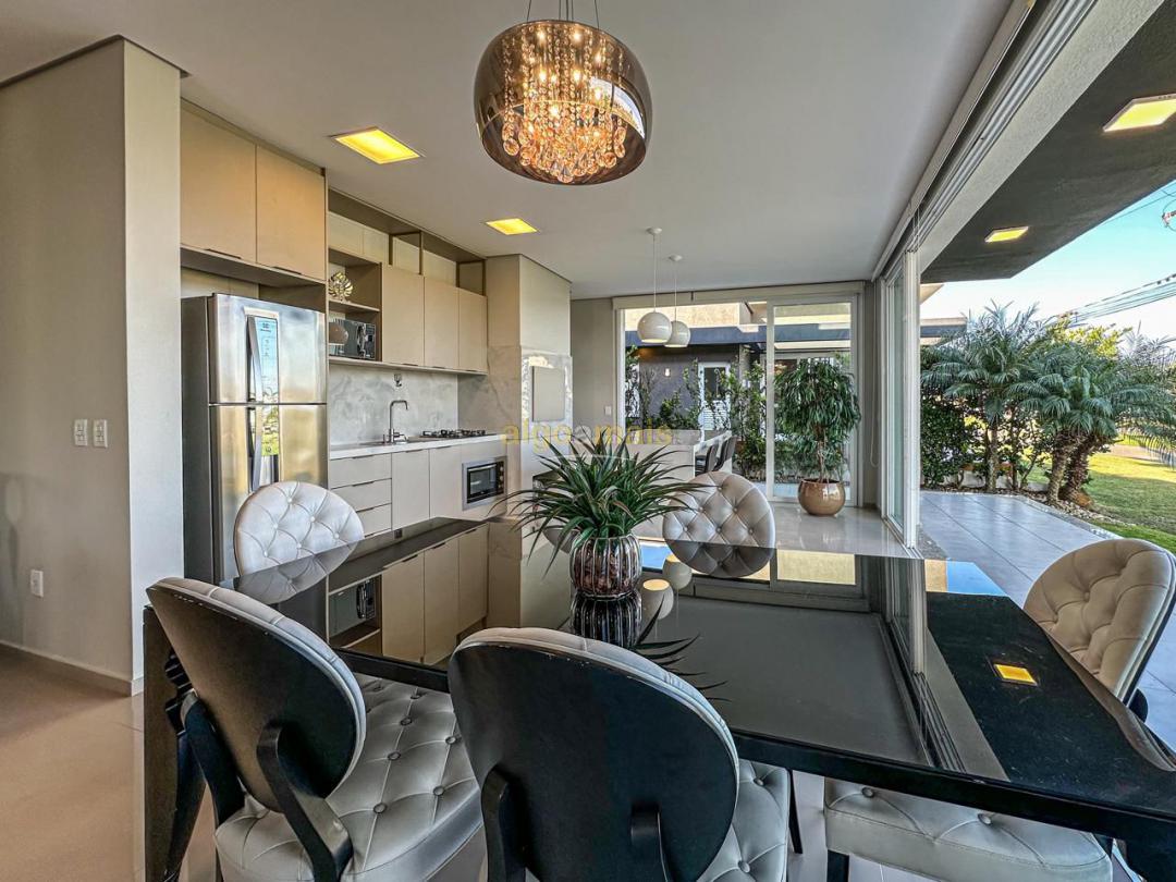 Casa de Condomínio à venda com 3 quartos, 194m² - Foto 13