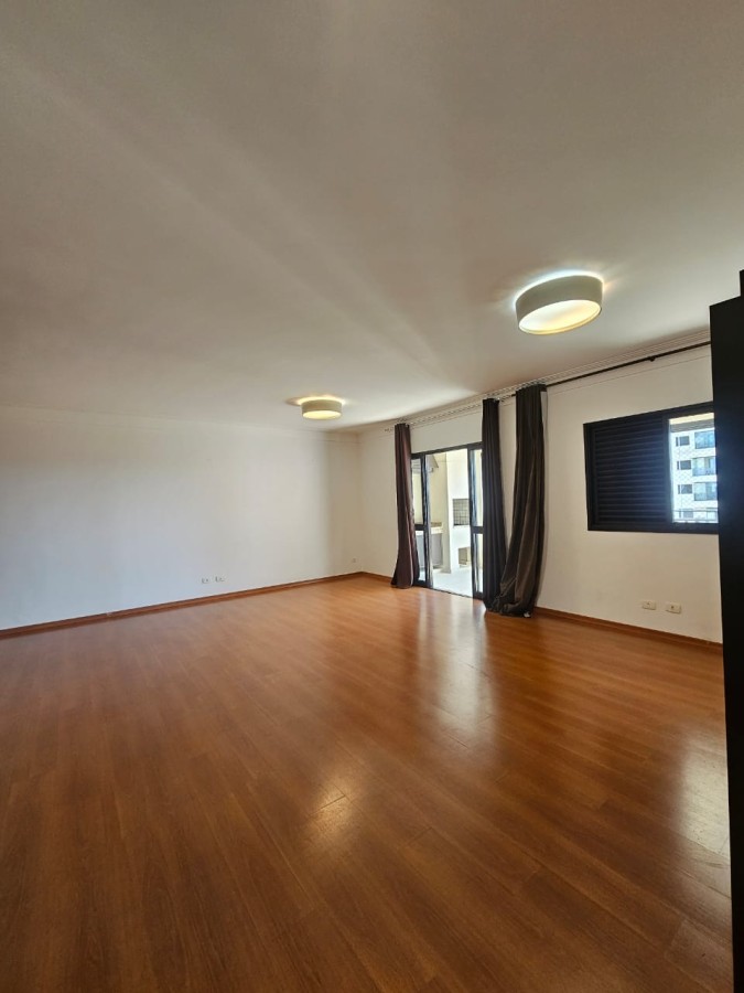Apartamento para alugar, 157m² - Foto 2