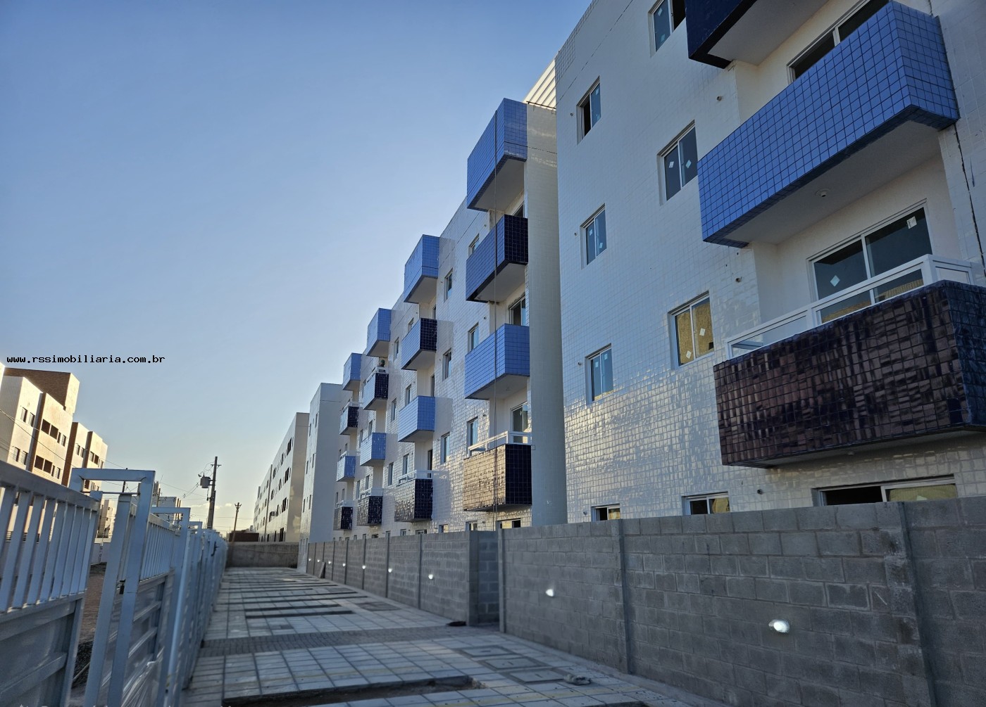 Apartamento à venda com 2 quartos, 50m² - Foto 1