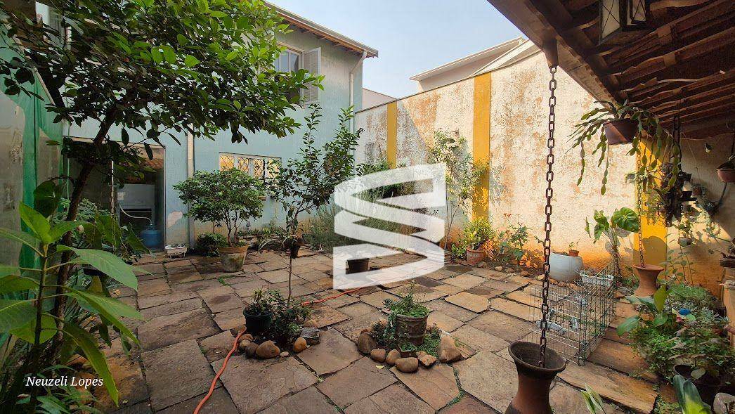 Casa à venda com 3 quartos, 349m² - Foto 27