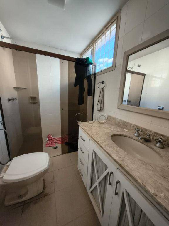 Casa para alugar com 4 quartos, 246m² - Foto 36