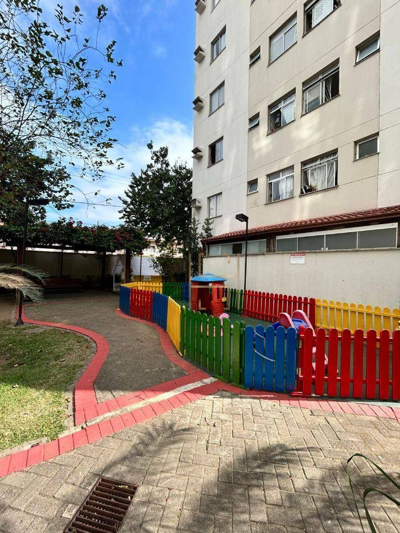 Apartamento à venda com 3 quartos, 1m² - Foto 13