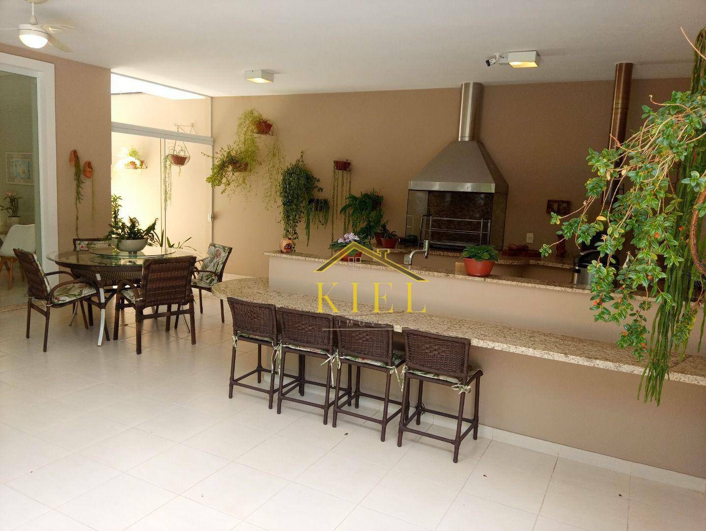 Casa para alugar com 4 quartos, 489m² - Foto 49