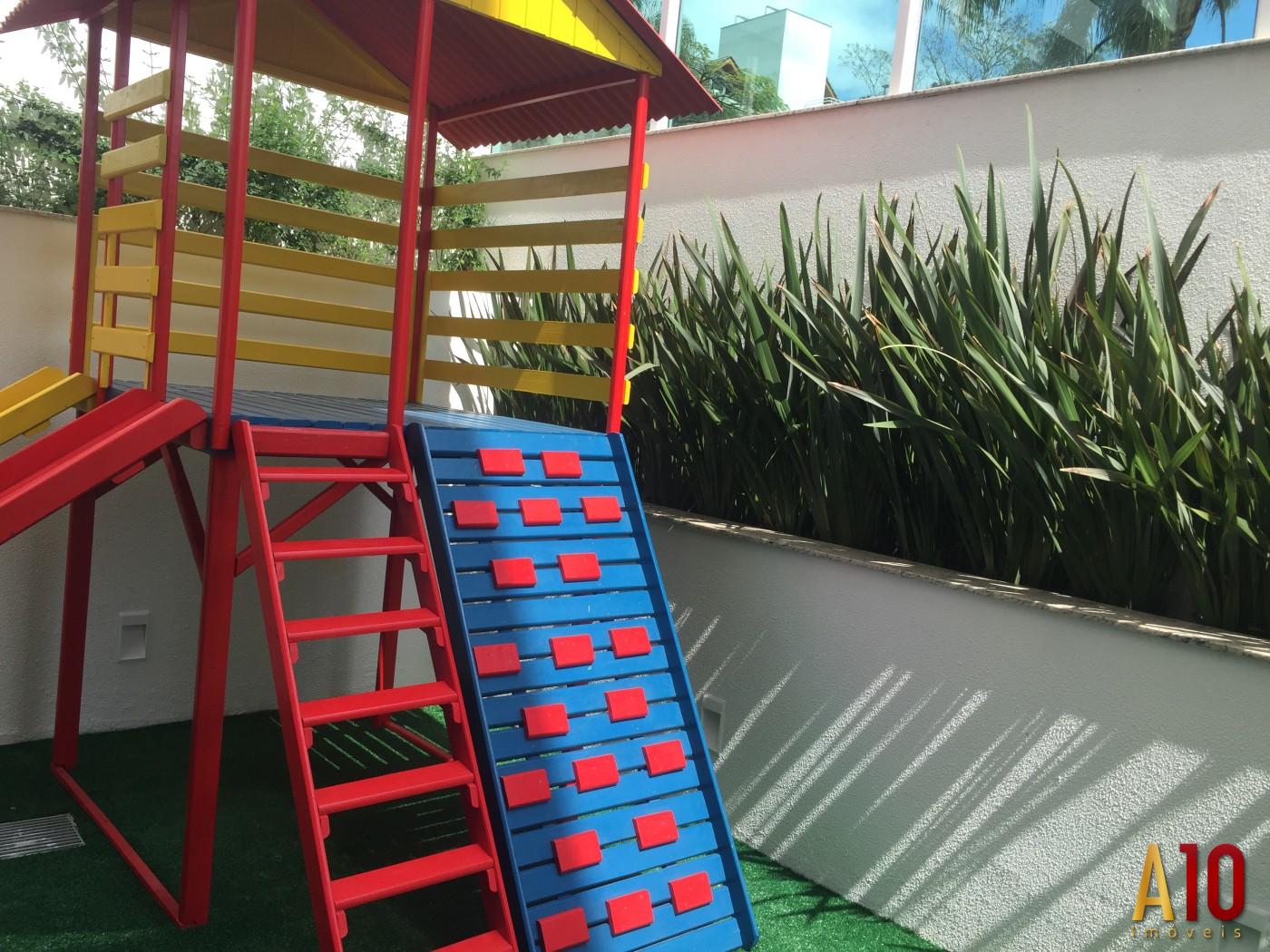Apartamento à venda com 3 quartos, 129m² - Foto 17