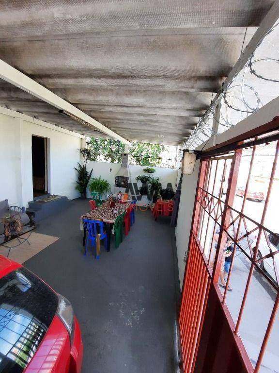 Casa à venda com 2 quartos, 300m² - Foto 17