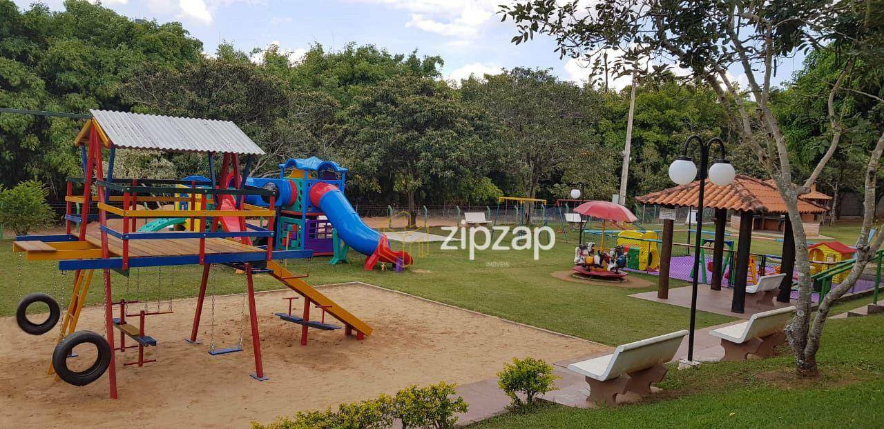 Casa de Condomínio para alugar com 4 quartos, 424m² - Foto 22