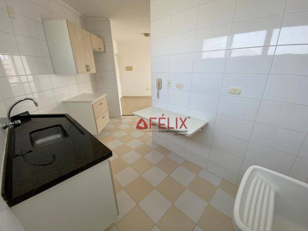 Apartamento à venda com 2 quartos, 63m² - Foto 4