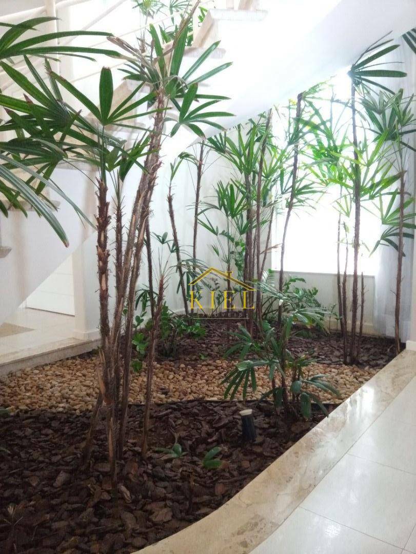 Casa para alugar com 4 quartos, 489m² - Foto 20