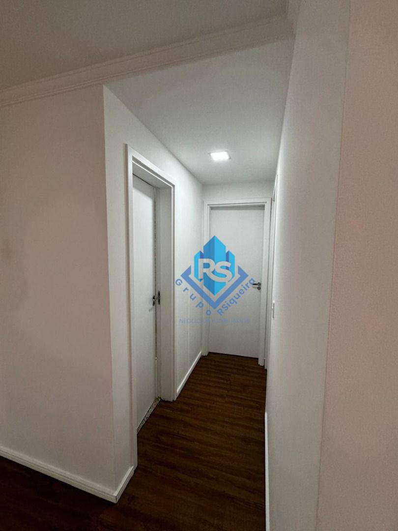 Apartamento à venda e aluguel com 2 quartos, 50m² - Foto 17