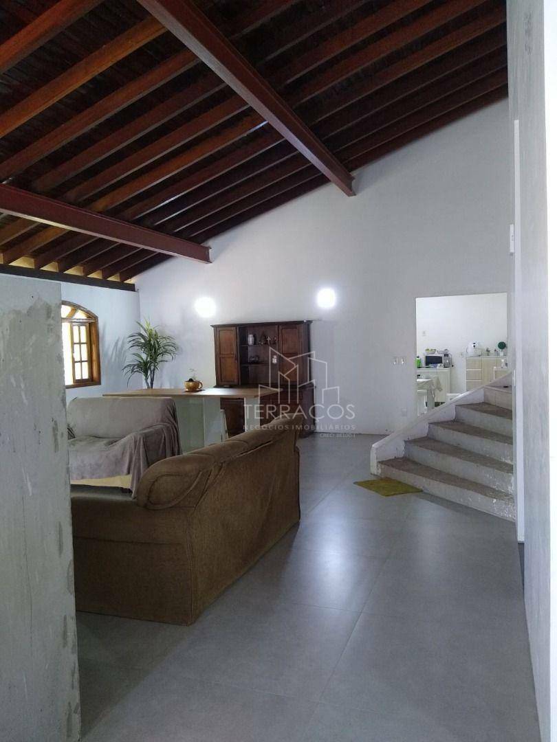 Chácara à venda com 4 quartos, 650m² - Foto 10