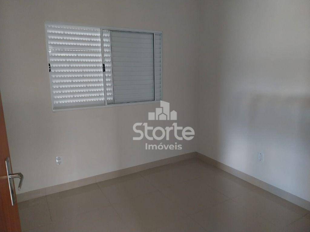 Casa para alugar com 2 quartos, 140m² - Foto 6