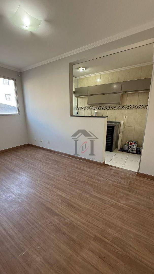 Apartamento para alugar com 2 quartos, 50m² - Foto 14