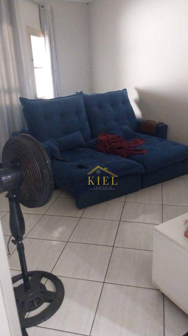 Casa à venda com 2 quartos, 240m² - Foto 5