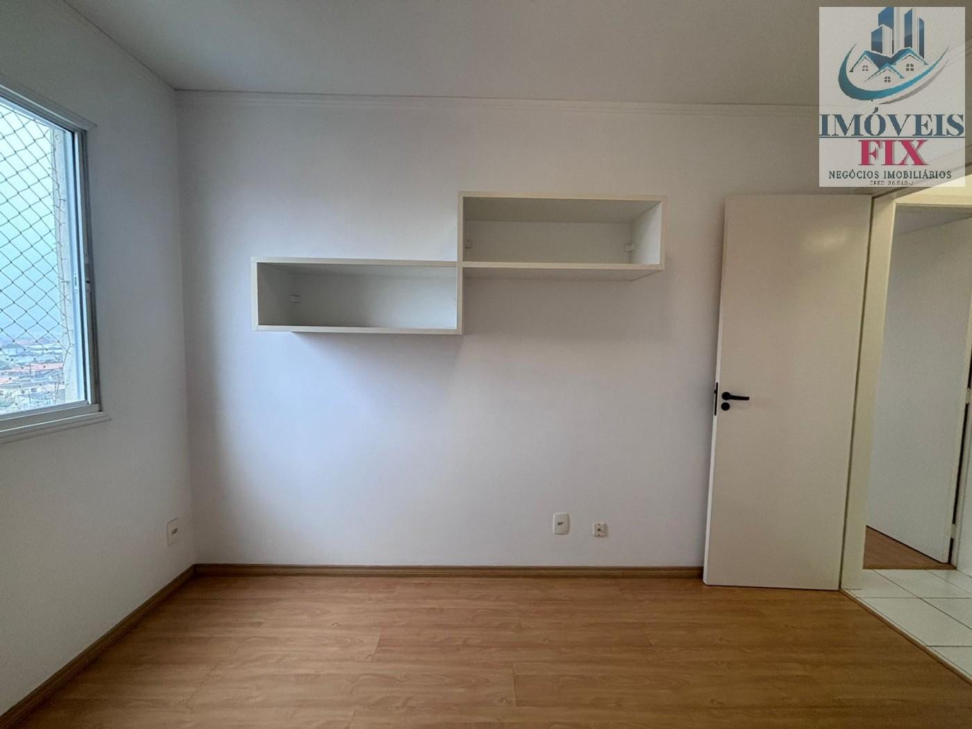 Apartamento à venda com 2 quartos, 75m² - Foto 27