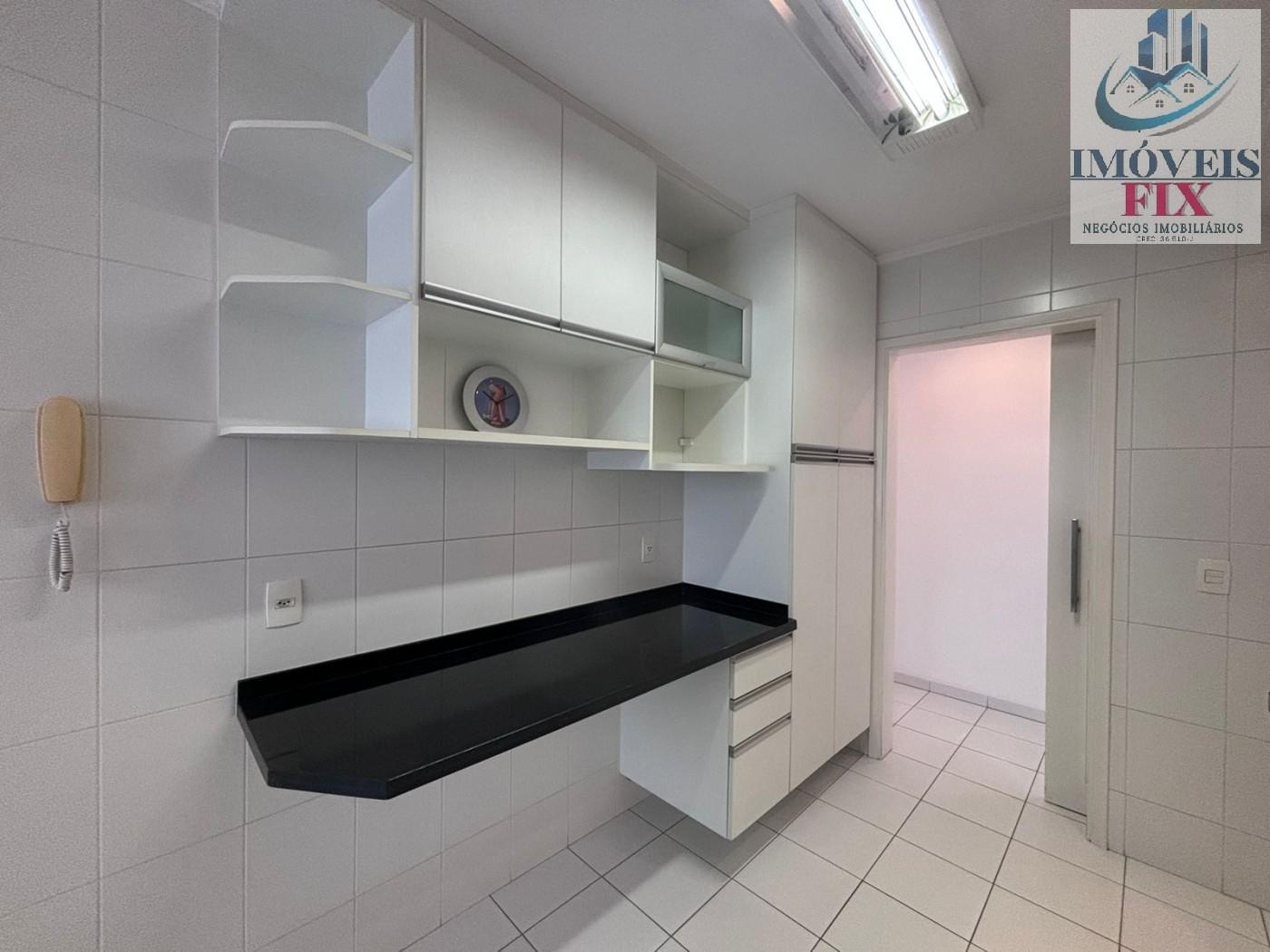 Apartamento à venda com 2 quartos, 75m² - Foto 16