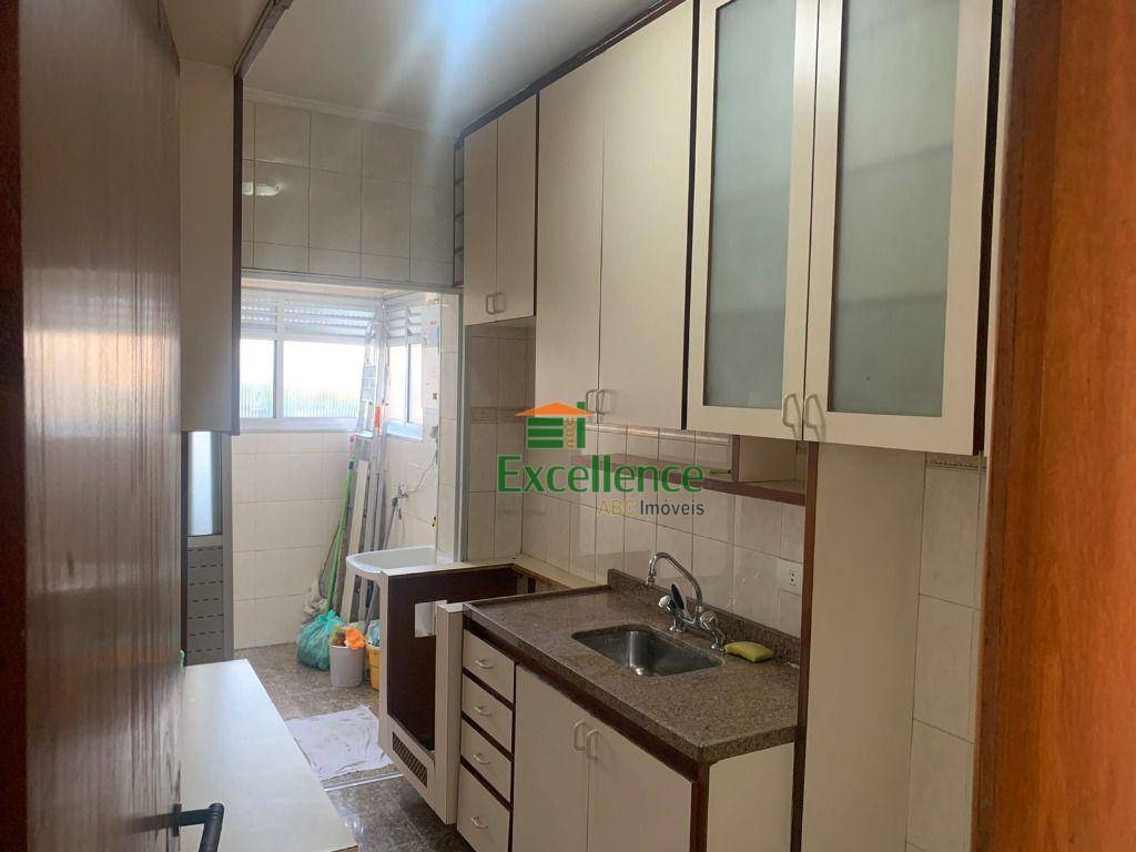 Apartamento para alugar com 2 quartos, 70m² - Foto 3