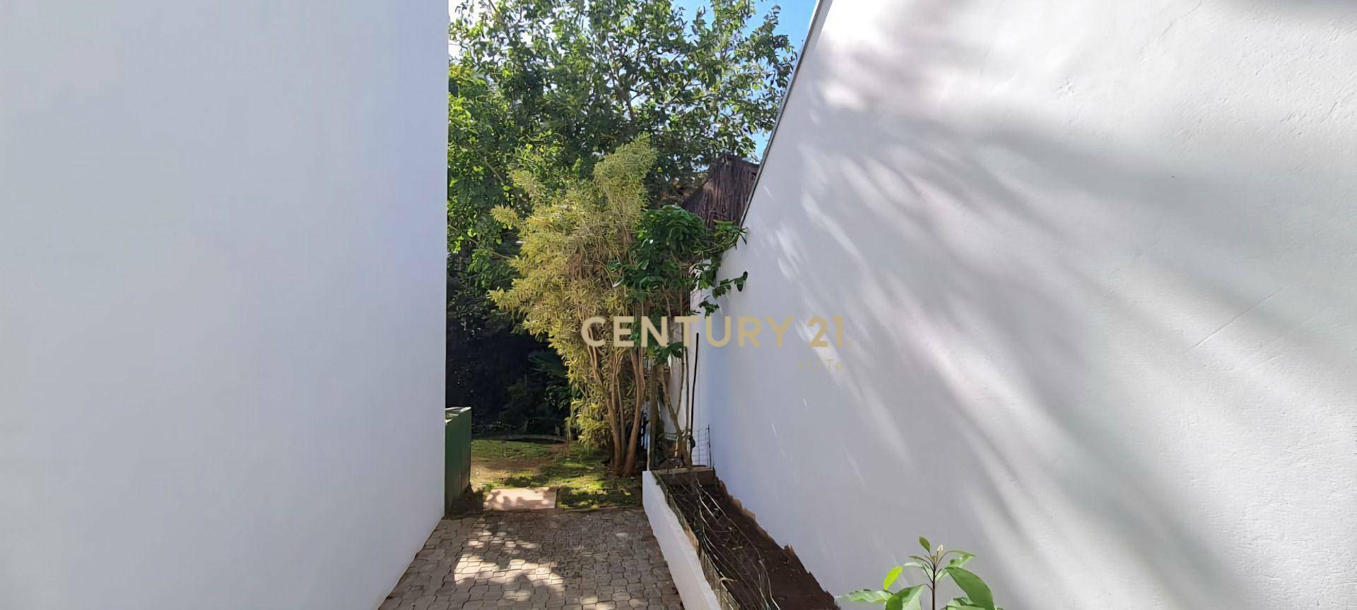 Casa de Condomínio para alugar com 3 quartos, 335m² - Foto 46